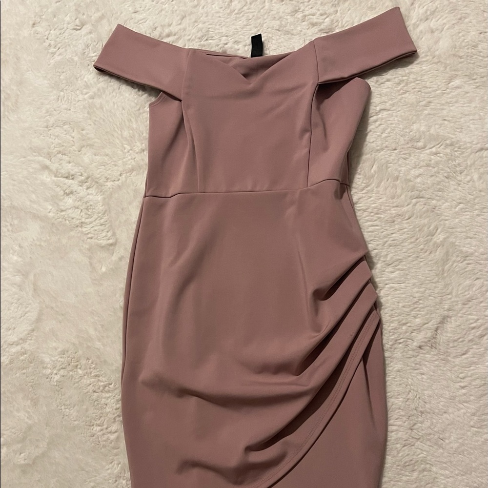 Windsor asymmetrical, off shoulder dress. Size M. Worn once in good condition.
